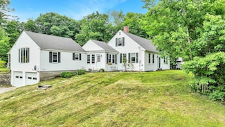 15 Winter St, Peterborough, NH 03458