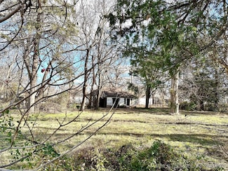 1228 S Johnston St, Ada, OK 74820