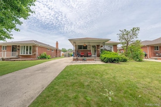 4442 Mckinley St, Dearborn Heights, MI 48125