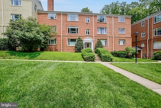 10411 Montrose Ave, Bethesda, MD 20814