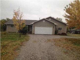 1202 N Olive St, Leon, KS 67074