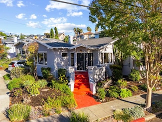 1200 El Centro Ave, Oakland, CA 94602