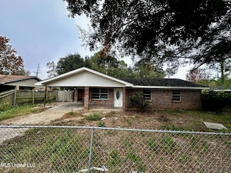 3307 Middle Ave, Pascagoula, MS 39581