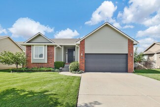 4005 N Westbrook Ct, Maize, KS 67101