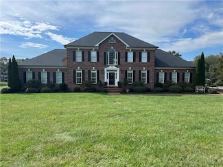 113 Lakeview Dr, State Road, NC 28676