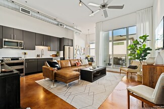 831 S Flores St Unit 3110, San Antonio, TX 78204