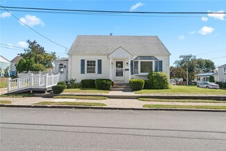 136 Frankfort St, Cranston, RI 02910