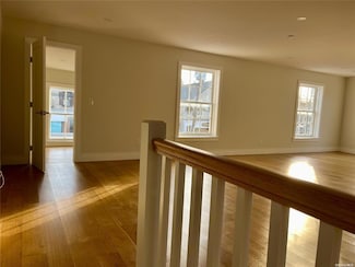 108 South St Unit A, Oyster Bay, NY 11771