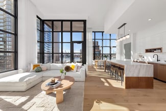 29 Huron St Unit PHFE, Greenpoint, NY 11222