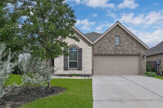 537 Cedar Harbor Ct, Conroe, TX 77304