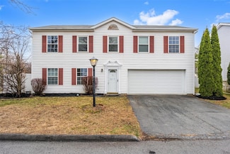 15 Pond St, Poughkeepsie, NY 12603