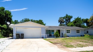 1325 Laurel Dr, Daytona Beach, FL 32117