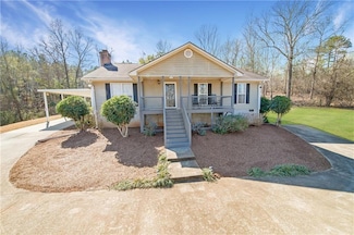 100 Riverside Dr, Valley, AL 36854