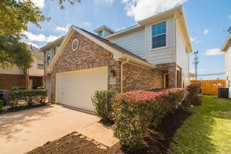 5115 Prosperity Cir, Houston, TX 77018