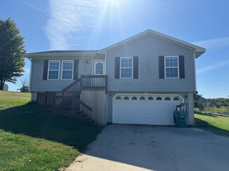 54709 Crimson Dr, Milan, MO 63556