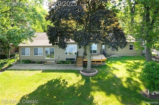 1861 Ladd Rd, Wolverine Lake, MI 48390