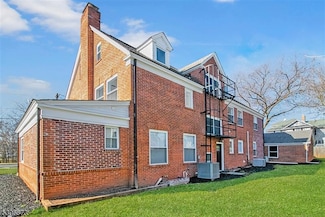 10 Codington Place, Somerville, NJ 08876