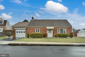 121 Lemon St, Ephrata, PA 17522