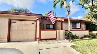 21 Farnworth Dr, Boynton Beach, FL 33426