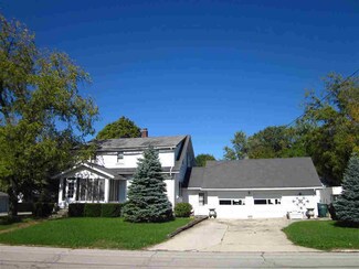 104 W Cromer Ave, Muncie, IN 47303