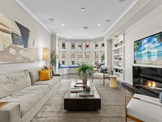 647 Boylston St Unit 3A, Boston, MA 02116