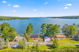 1736 Beaver Dam Rd, Gaylord, MI 49735