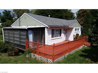 106 Spring St, Follansbee, WV 26037