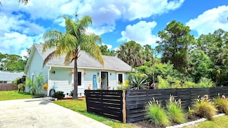 1845 Firethorn Rd NW, Palm Bay, FL 32907