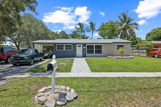 5181 SW 14th St, Plantation, FL 33317