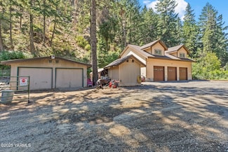 80 Deer Cove Ln, Naches, WA 98937