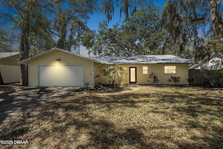 1432 Mollie Rd, Daytona Beach, FL 32114