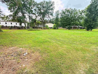 8634 Lake Park Dr, Denham Springs, LA 70726