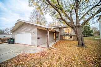 504 3rd Ave SW, Kasson, MN 55944