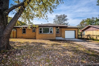 809 N Ross Ave, Dewey, OK 74029