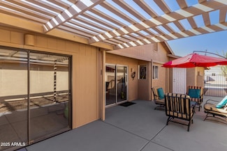 9725 E Navajo Place, Sun Lakes, AZ 85248