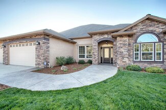 9820 Brickwood Dr, Redding, CA 96001