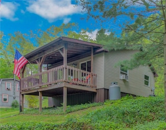 7324 Fern Green St, Carrollton, OH 44615