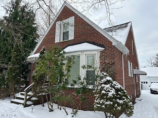 2080 E 224th St, Euclid, OH 44117