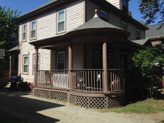 28 Westfield St, Worcester, MA 01602