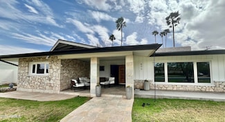 895 W Tyson St, Chandler, AZ 85225