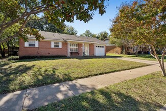820 E Mustang St, Crowley, TX 76036