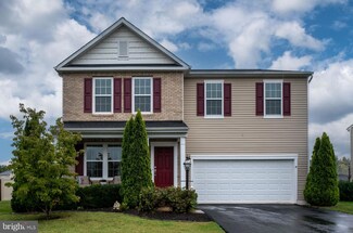 33 Charter Gate Dr, Fredericksburg, VA 22406