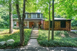 11126 Jonathan Ln, Bruce Township, MI 48065