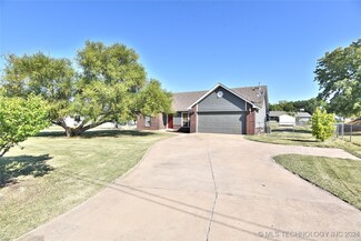 3875 W Country Rd, Skiatook, OK 74070