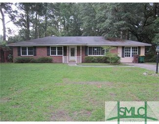 2618 13th St, Savannah, GA 31408