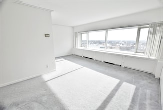 555 E William St Unit 14C, Ann Arbor, MI 48104