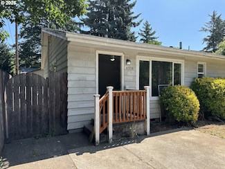 4954 SE 108th Ave, Portland, OR 97266