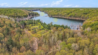 Unit 3 Lakeview St, Gaylord, MI 49735