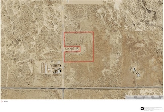 46100 20th St E, Lancaster, CA 93535