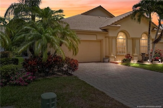 871 NW Red Pine Way, Jensen Beach, FL 34957
